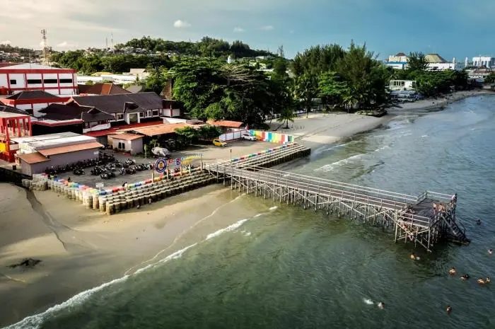 Kemala Beach in Balikpapan The Perfect Place to Enjoy Charming Coastal Beauty